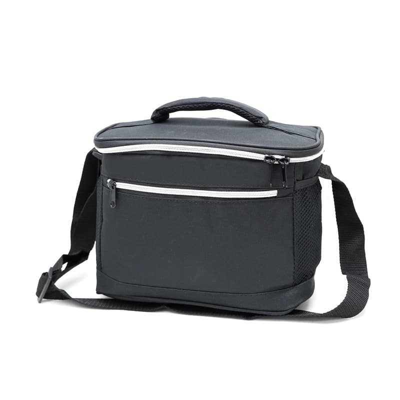 Bolsa Térmica 10 Litros com Alça de Ombro e Bolsos Personalizada - segunda imagem