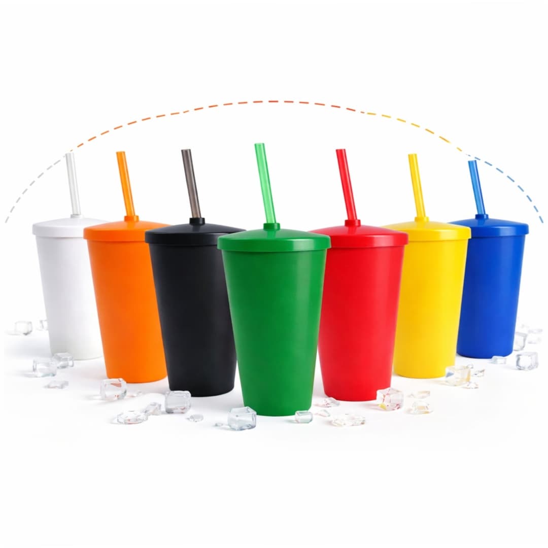 Copo Plástico com Tampa e Canudo 550ml Personalizado - imagem 1