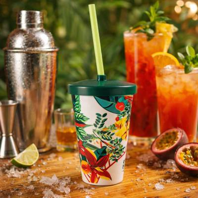 Copo Plástico In Mold Label com Tampa e Canudo 450ml